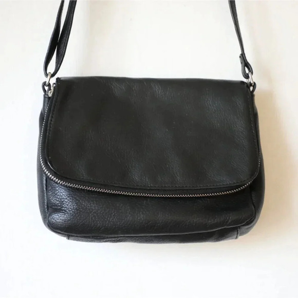 Margot Leather Foldover Envelope Crossbody Purse - Picture 2 of 7